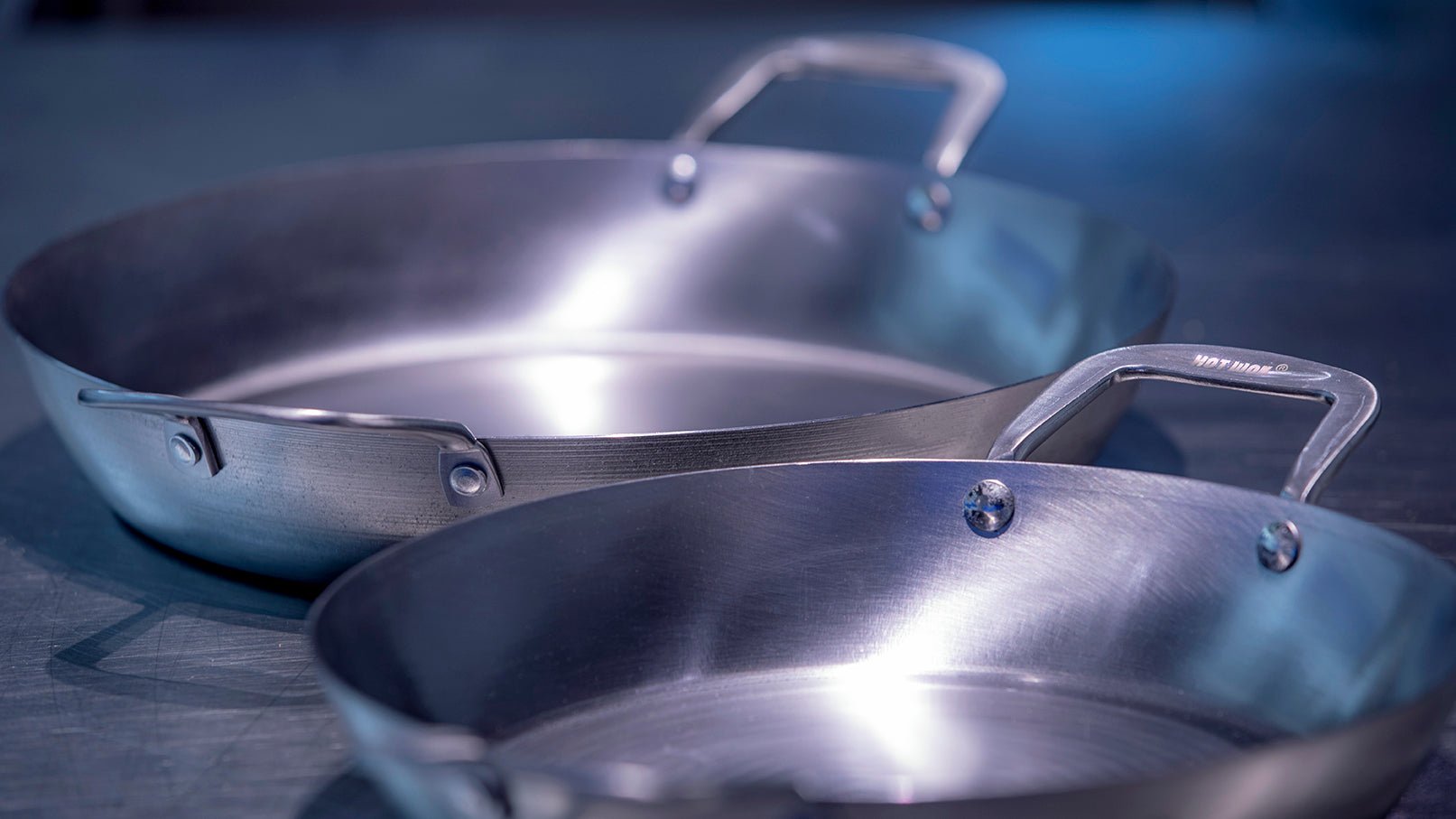 Preparing your paella pan before use. - HOT WOK