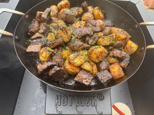 Steak Bites with Crispy Garlic Butter Potatoes