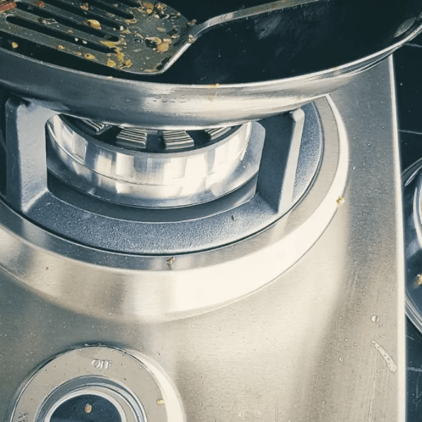 Maintaining your wok pan - HOT WOK